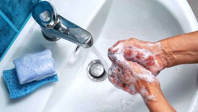 mencuci tangan dari parasit